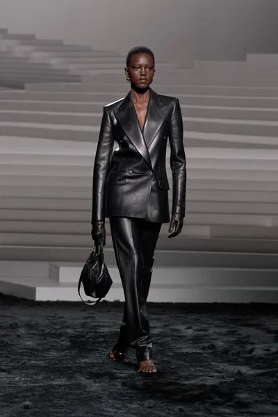 Look 59